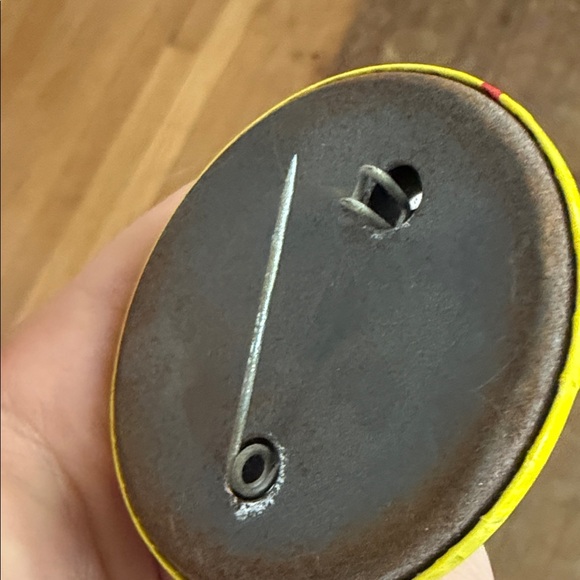 Vintage Yoo-hoo Chocolate Button Pin - Picture 4 of 6